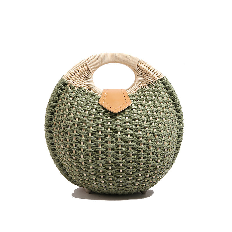 Luxury Brand Designer Bag Unique Cute Rattan Handbag For Women 2025 Spring Fashion Casual Straw Beach Bag Simple Shell Bag Trendy