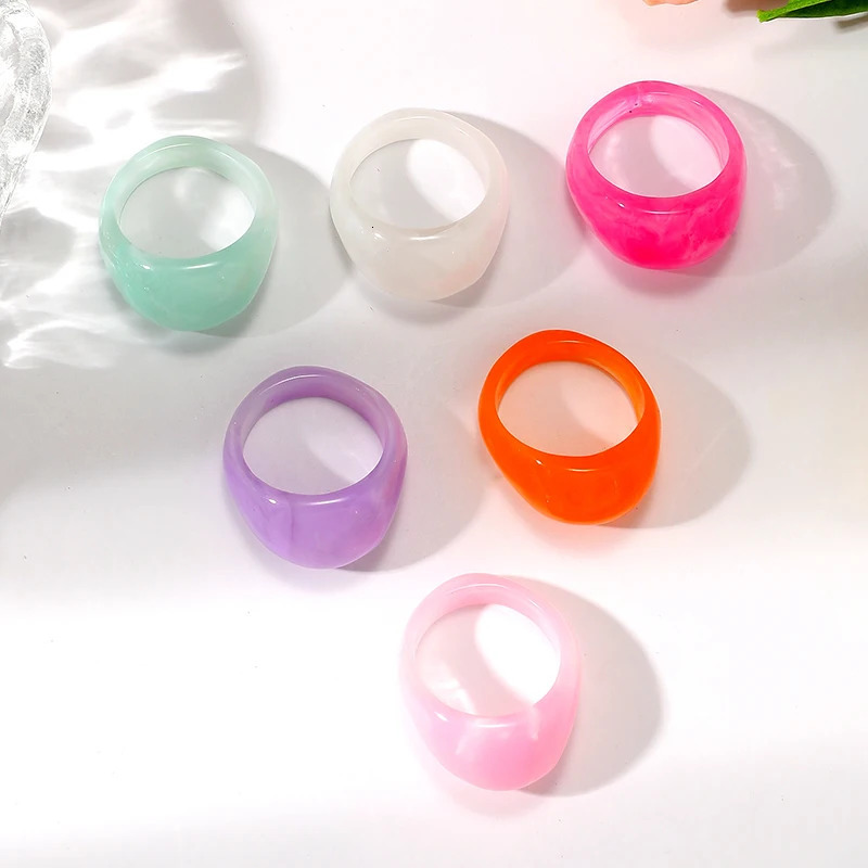 6 PCSEuropean and American Creative Colorful Transparent Acrylic Ring INS Personalized Simple Round Resin Ring for Men and Women 250708
