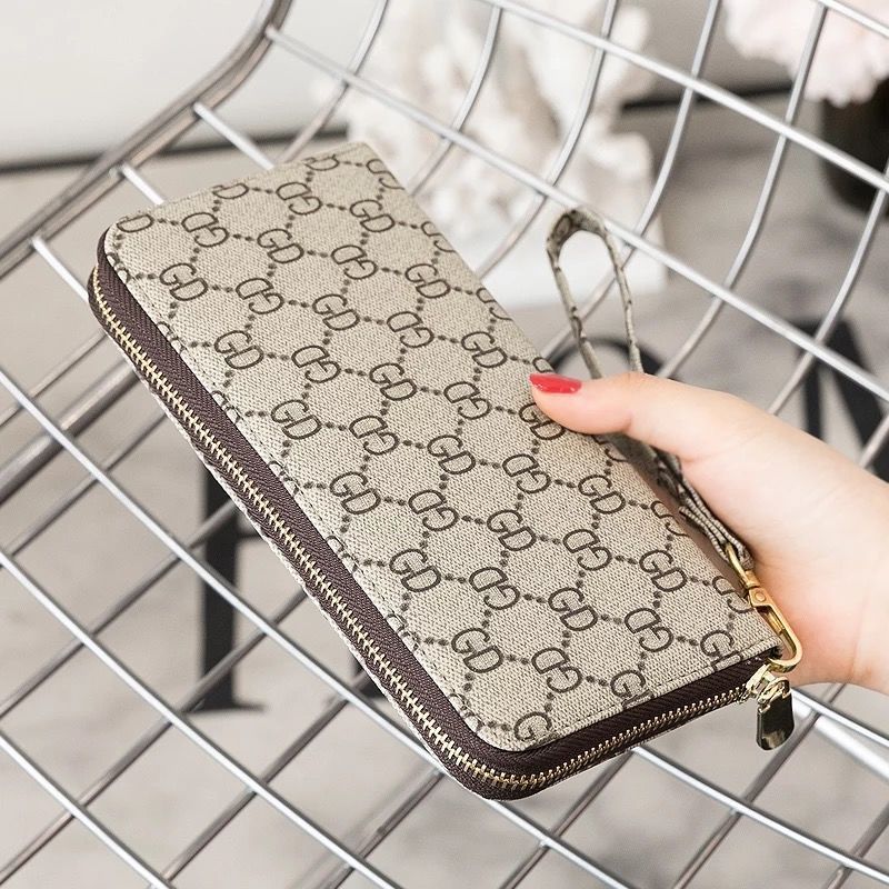 Designer Luxury Wallet 2025 New Letter Print Zip Wristlet for Women | Large Capacity Phone & Coin Wallet | Multi-Use Fashion Clutch with Free Shipping