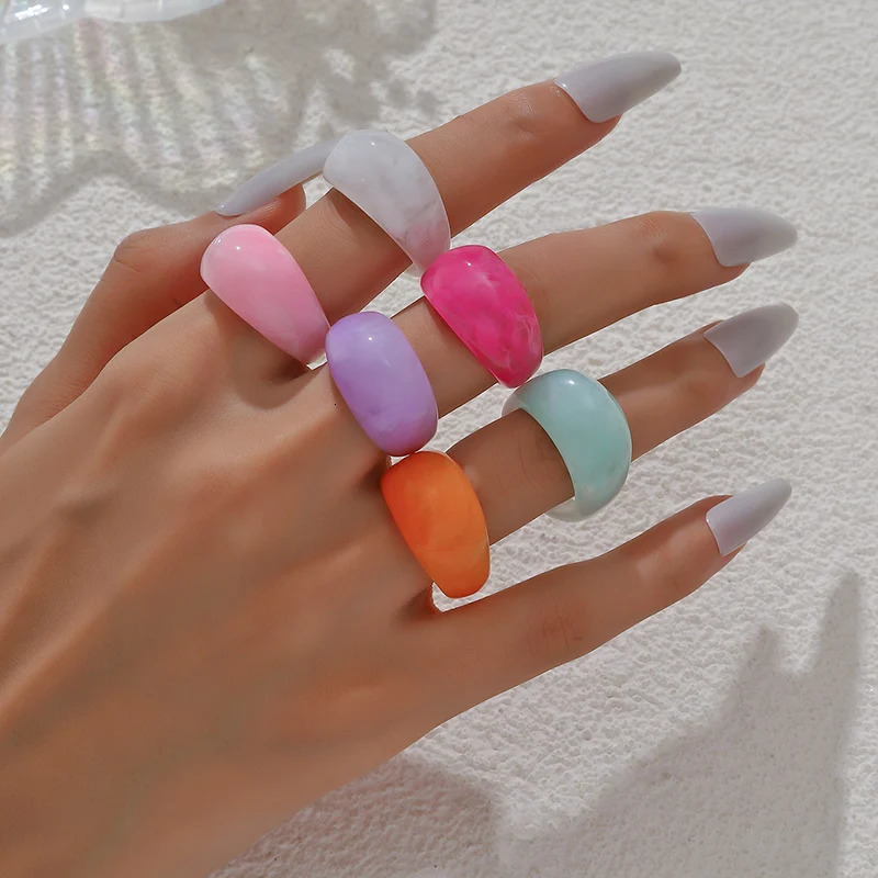 6 PCSEuropean and American Creative Colorful Transparent Acrylic Ring INS Personalized Simple Round Resin Ring for Men and Women 250708