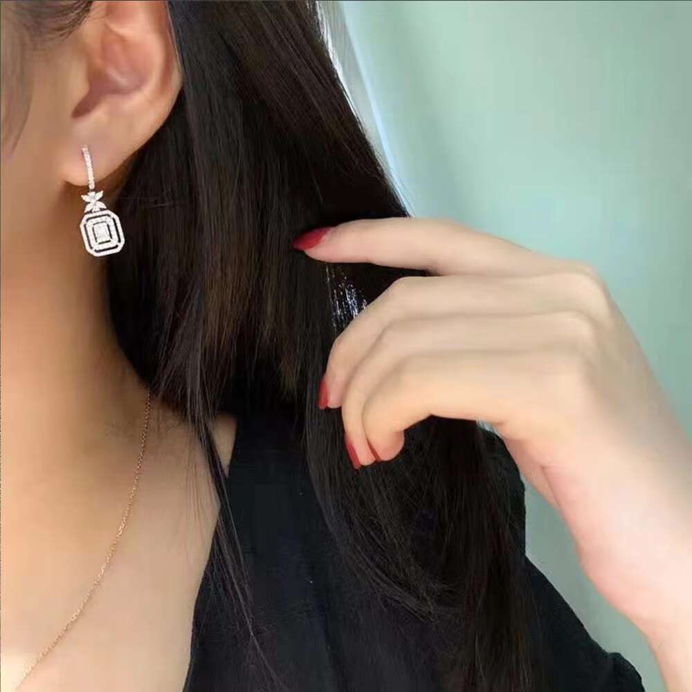 Factory Modern Fashion Silver Plated Women Dangle Earrings Dazzling Cubic Zirconia for Party Jewelry Drop CZ Earrings