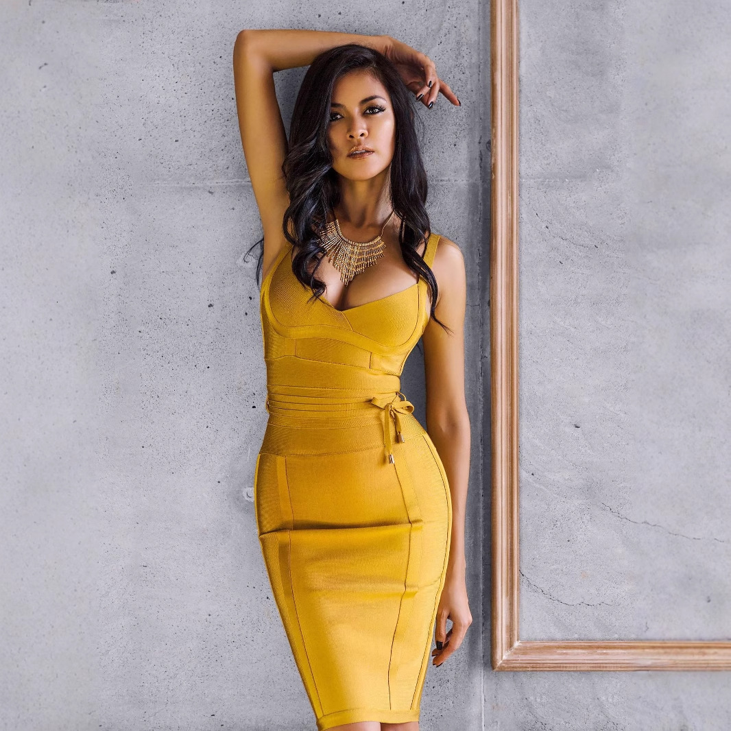 2025 Summer New Women's Skirt Fashion Pure Desire Style Tight Dress Fashion Sexy Tight Bandage Dress New Luxury Designer Women's Skirt