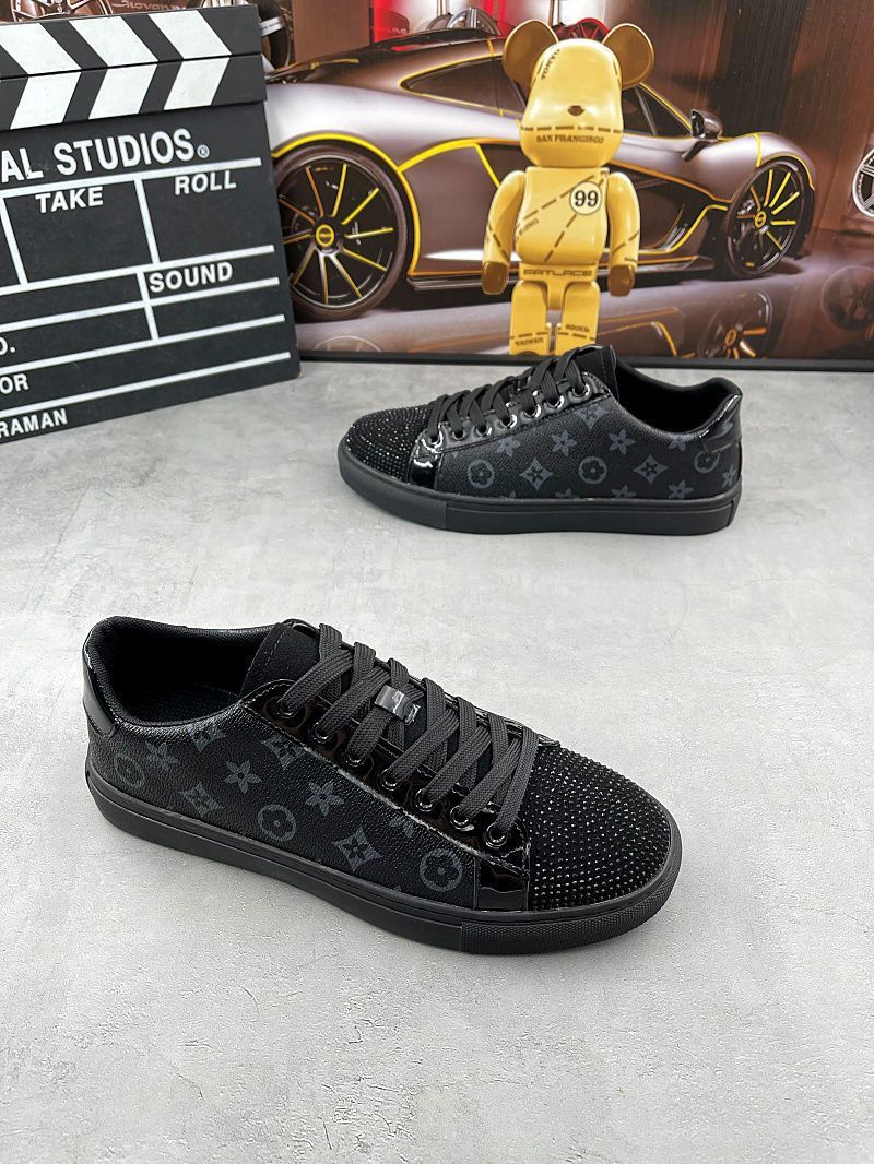 2025 new Men's Internet-famous Bestseller - Low-top Casual Shoes with Soft Sole and Leather Upper Versatile and Stylish Sneakers from Popular Str