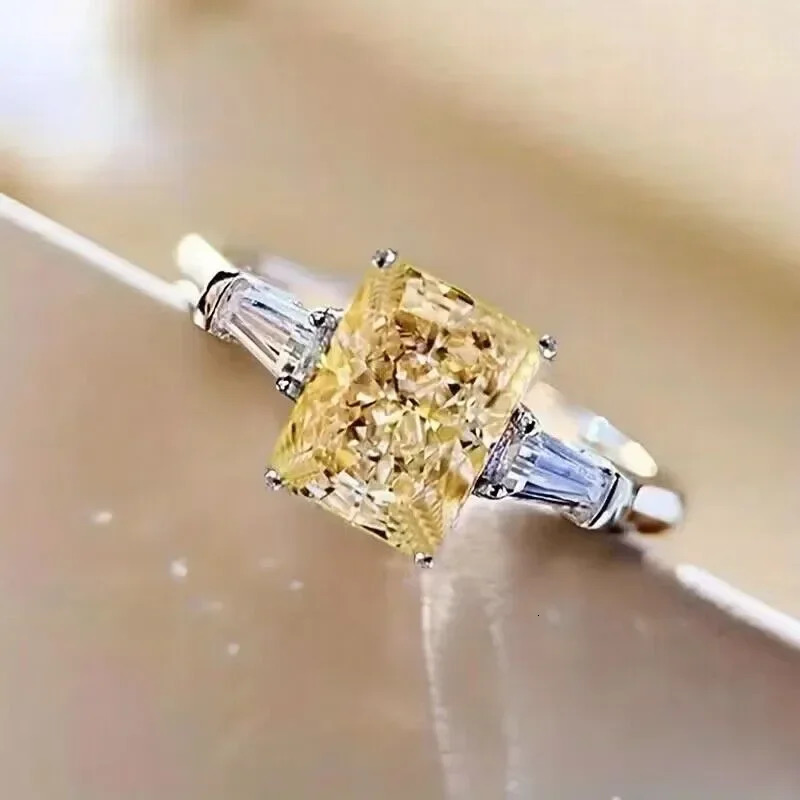 2025 Gorgeous Square Pink Cubic Zirconia Ring for Women Temperament Sweet Girls Engagement Rings Exquisite Gift Trendy Jewelry 250704