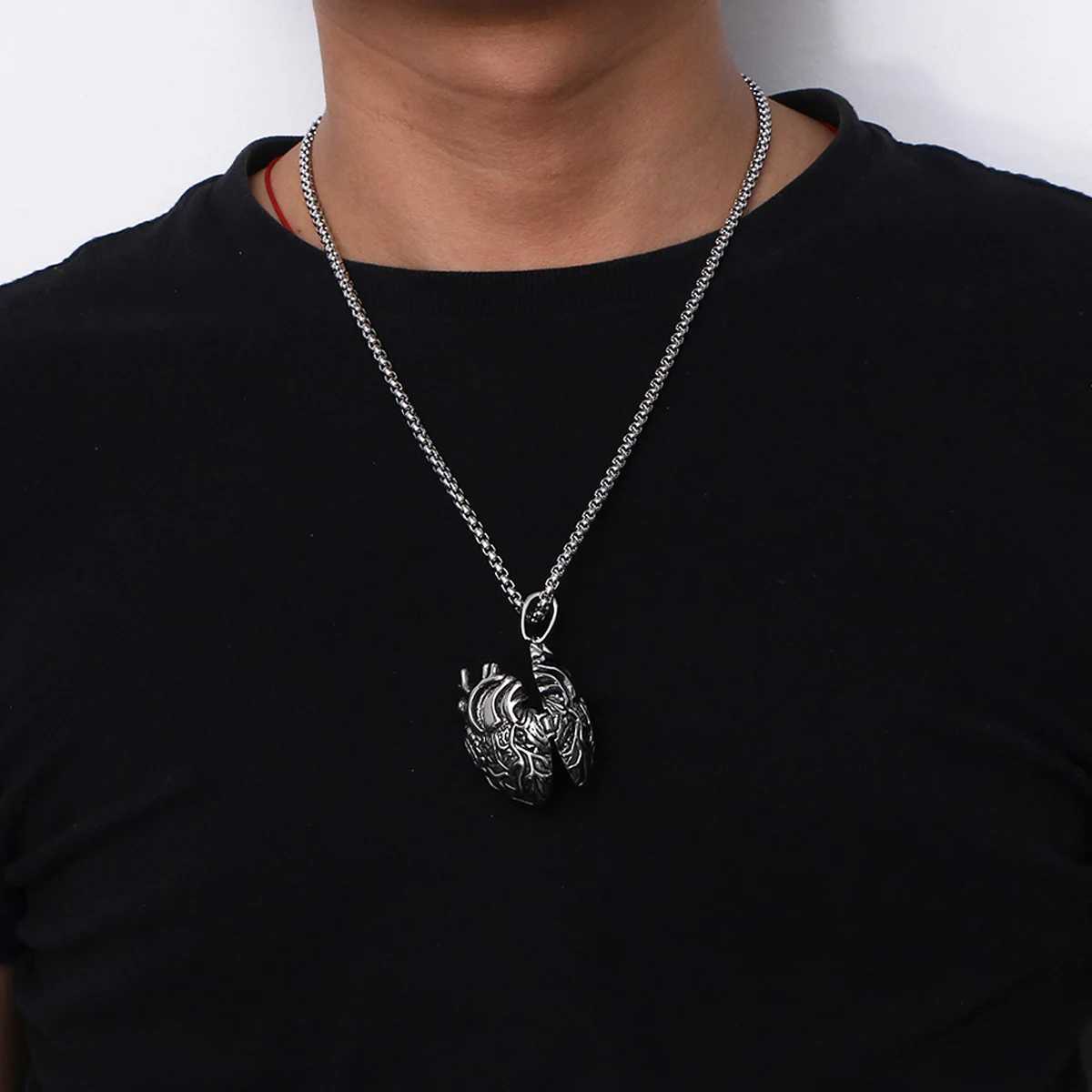 Men Titanium Steel Necklace Fashion Pendant Necklace Creative Human Organs Shape Necklace Pendant Charm Necklace Jewelry W250712