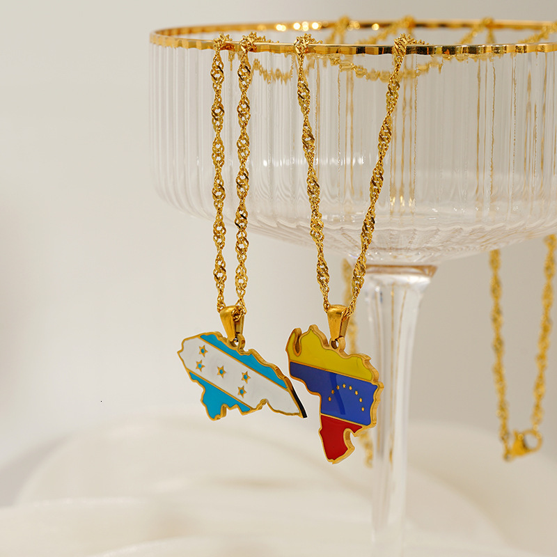 Luxury Jewelry Designer Jewelry Cross-border Personalized World Map Necklace For Women USA Nigeria Africa 18K Gold Plated Oil Drop Titanium Steel Clav