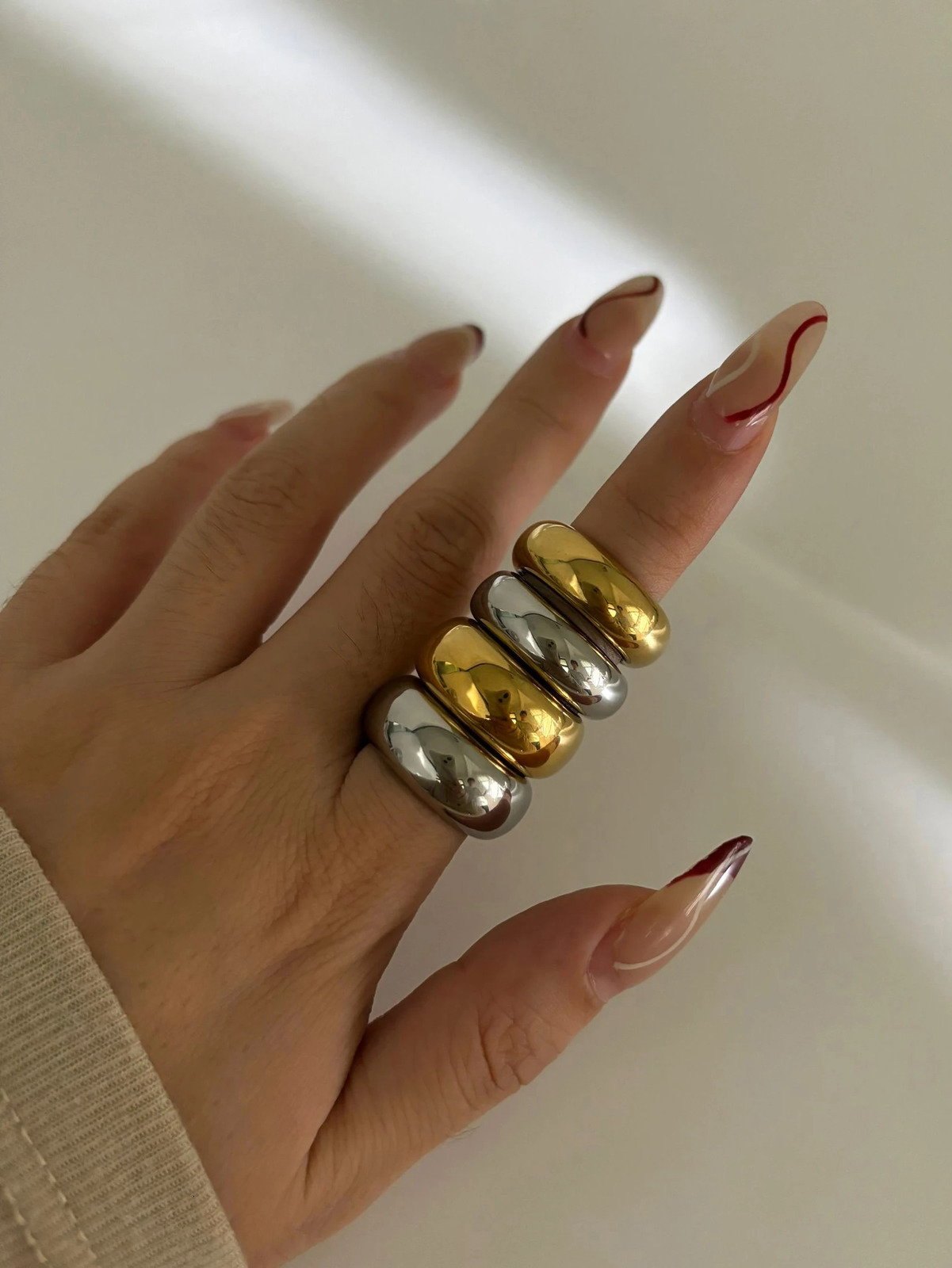 Perisbox 8mm 10mm High Polish 18K Gold Plated Round Chunky Rings for Women Men Smooth Stainless Steel Minimalist Party Jewelry 250708