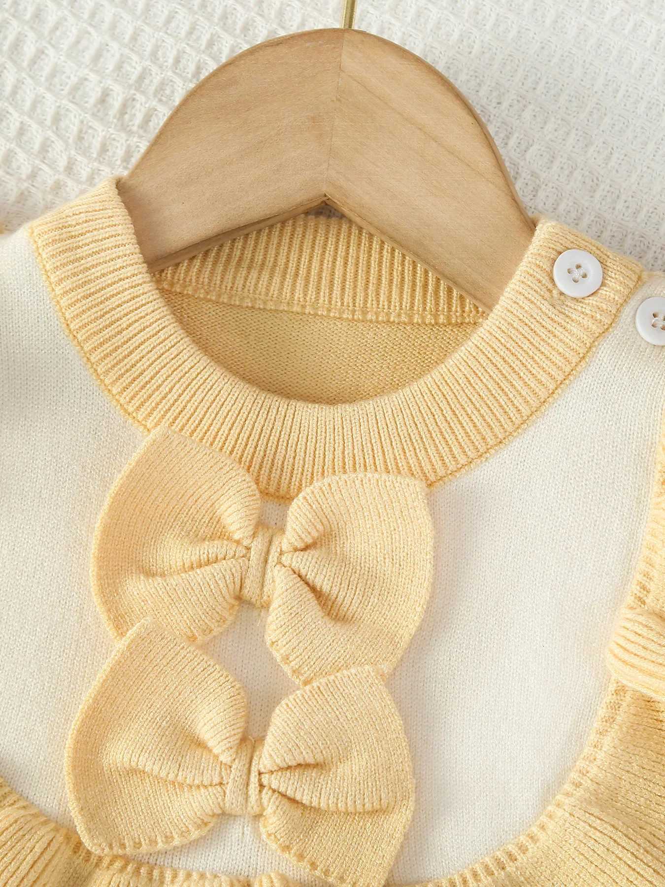 Spring Autumn Baby Girl Knitted Romper Cute Bow Ruffles Soft Crawling Friendly Side Bottom Buttons Onesie Z250712