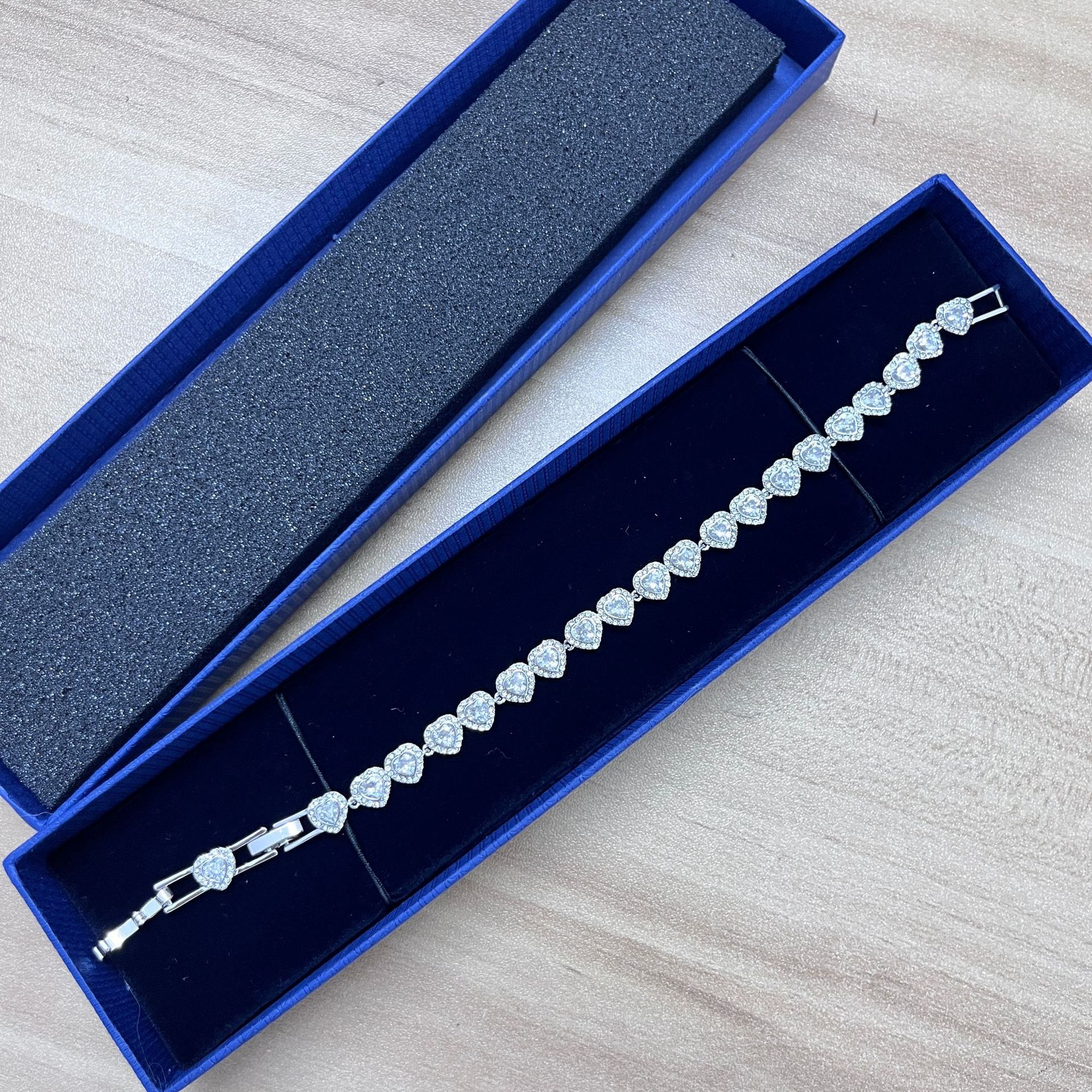 Luxury Jewelry Designer Jewelry Shijia New Heart-shaped Full Diamond Necklace Collarbone Chain Cross-border Hot-selling Luxury Fashion Sparkling Full 