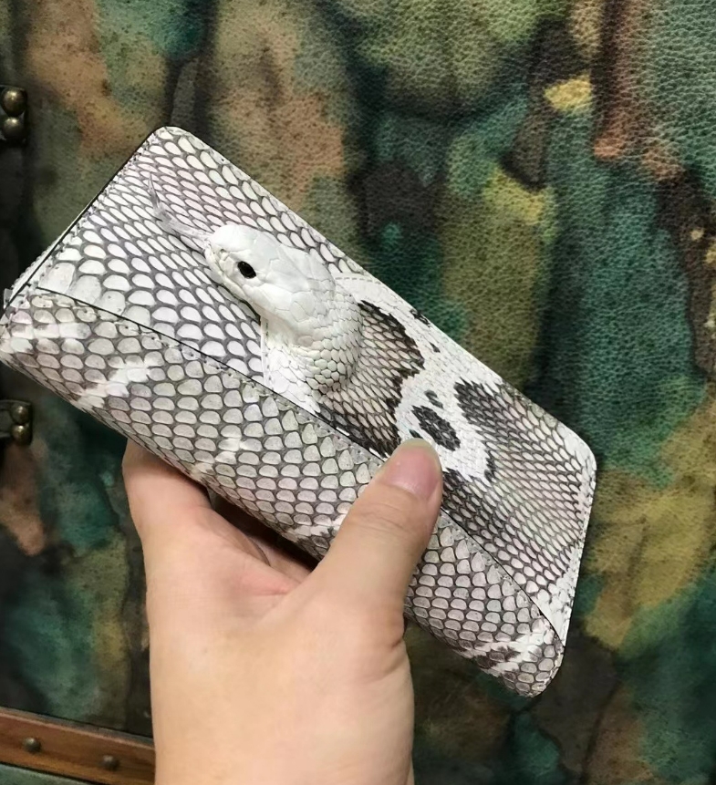 Hot Selling New Designer Snakeskin Men's Wallets Fashion Genuine Leather Zipper Wallet Leisure Large Capacity Clutch Bag 50 Designer Bags