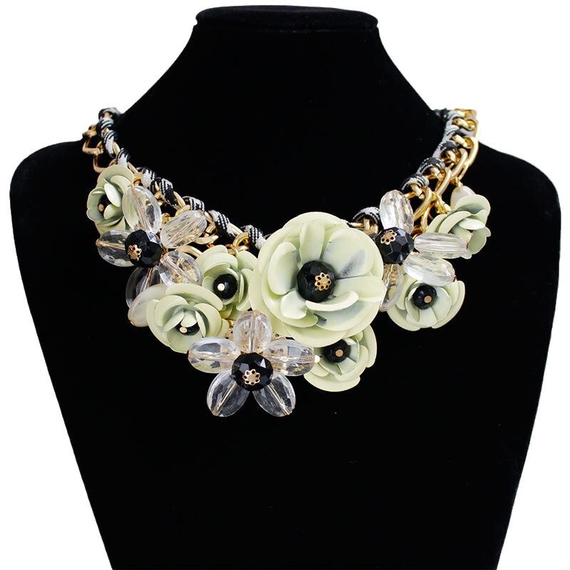 Luxury Jewelry Designer Jewelry European And American Cross-border Necklace Iron Flower Cotton Rope Woven Exaggerated Collarbone Chain Elegant Fashion