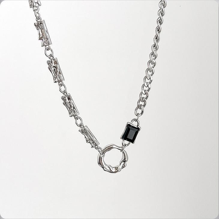 Luxury Jewelry Designer Jewelry Necklace For Men Titanium Steel Non-fading Simple Versatile Jewelry For Women Sweater Chain New Fashion Personality Ac