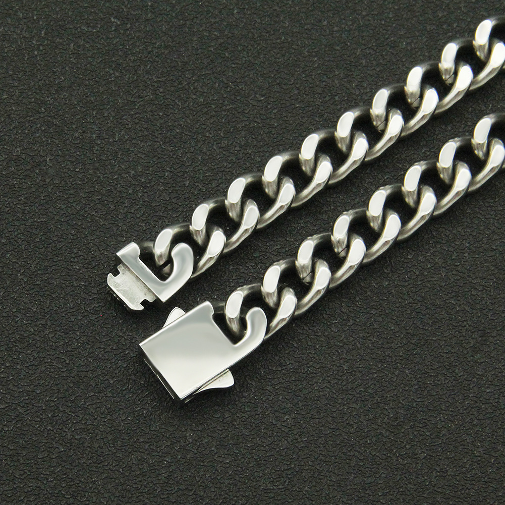 Luxury Jewelry Designer Jewelry European And American Hip-hop Punk Smooth Stainless Steel Spring Buckle Chain Trendy Men's Necklace Cool And Domi