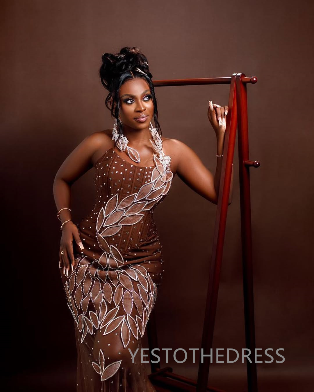 2025 Brown Aso Ebi Prom Dress African Mermaid Prom Dresses Evening Formal Gowns Halter Flora Beaded Rhinestones Birthday Dress Second Reception Gown A