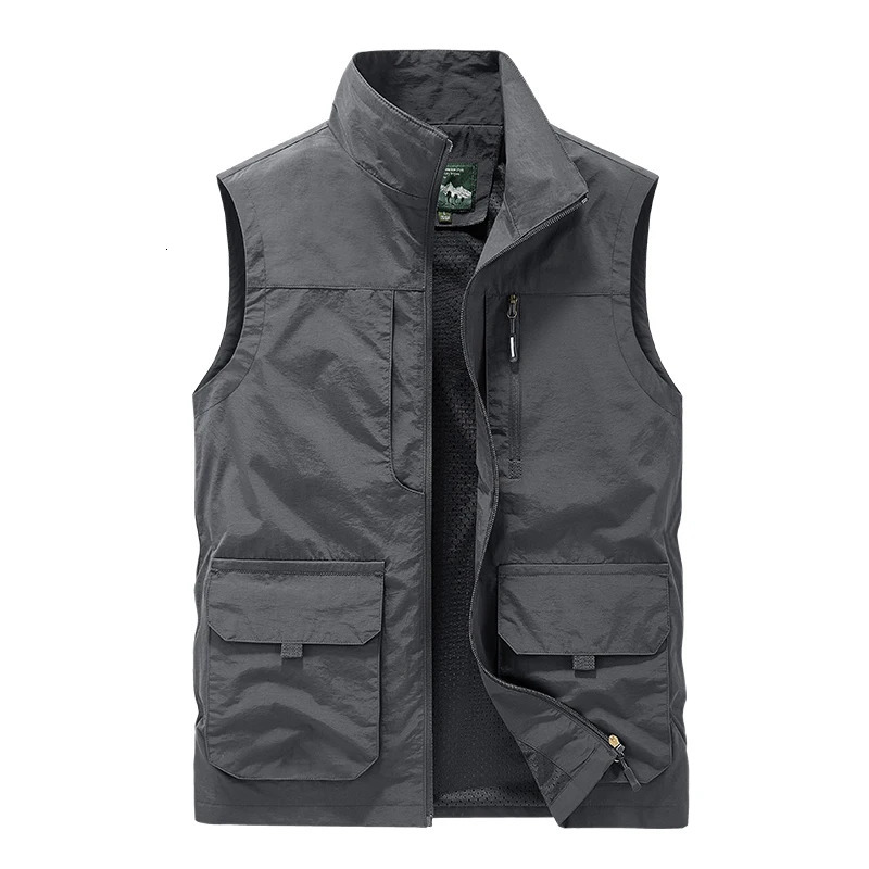 Outdoor Autumn Waistcoat Men Thin Waistcoat Spring Autumn Leisure Multi-pocket Waistcoat Sleeveless Coat Casual Daily Coat 250710