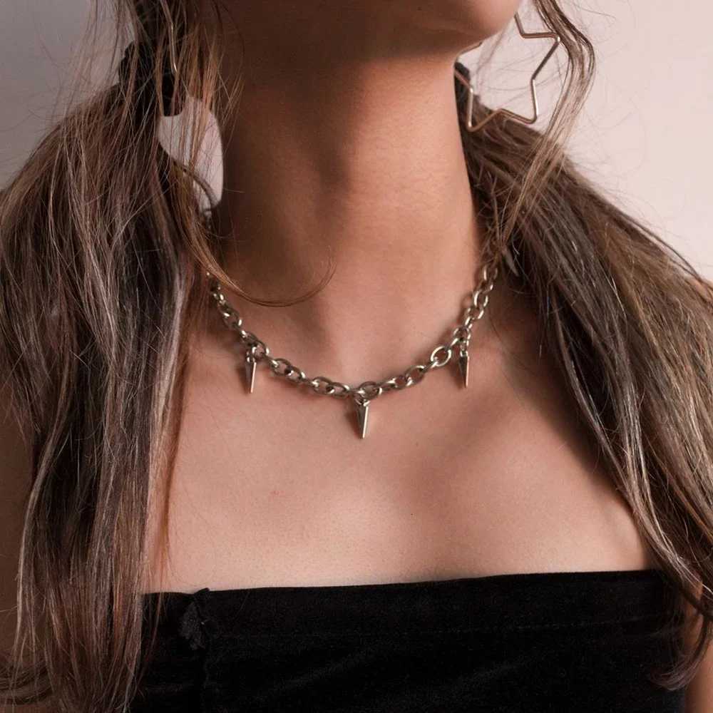 Men Punk Style Rivet Tassel Necklace Women Fashion Geometric Titanium Steel Hip Hop Chain Necklace Jewelry W250712