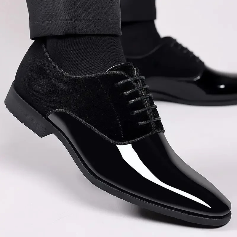 Business Social Shoe Male High Quality Official Party Clothing Clearance Casual Mens Formal Shoes Liquidation Footwear 39 250712