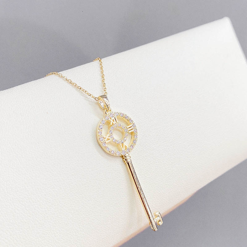 Luxury Jewelry Designer Jewelry Cross-border Source Key Necklace For Women New Style Personalized Micro-inlaid Zircon Lock Head Clavicle Chain Fashion