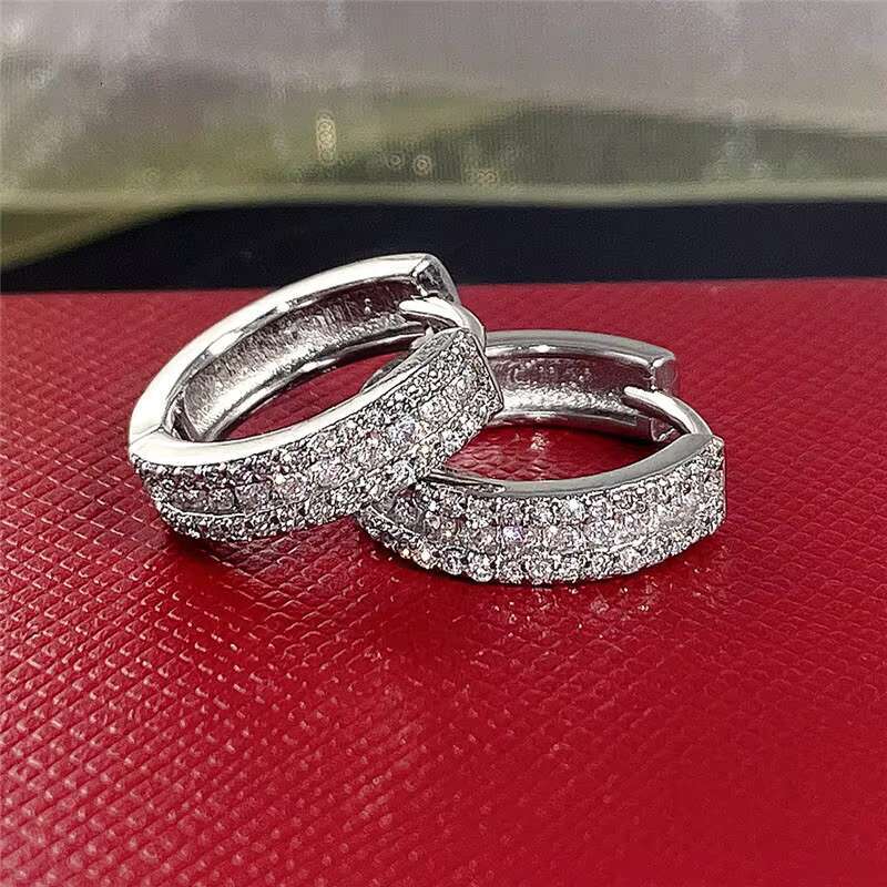 High Quality Silver Color Hoop Earrings Women Micro Paved CZ Stone Fashion Versatile Girls Circle Earrings Trendy Jewelry