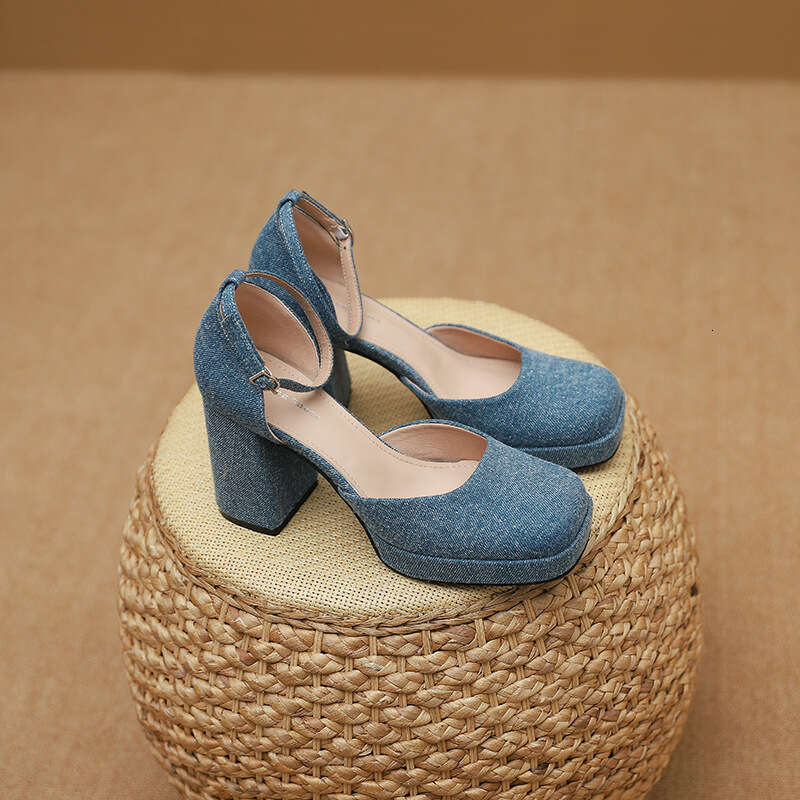 3359-1 Elegant Goddess Style Waterproof Platform Square Toe Hollow High Heels Women New Fashion One Strap Chunky Heel Single Shoes