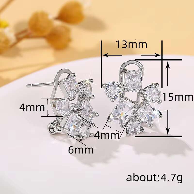 Simple Style Irregular Geometric Design Cubic Zirconia Earrings for Women Wedding Jewelry Silver Plated Stud Earrings