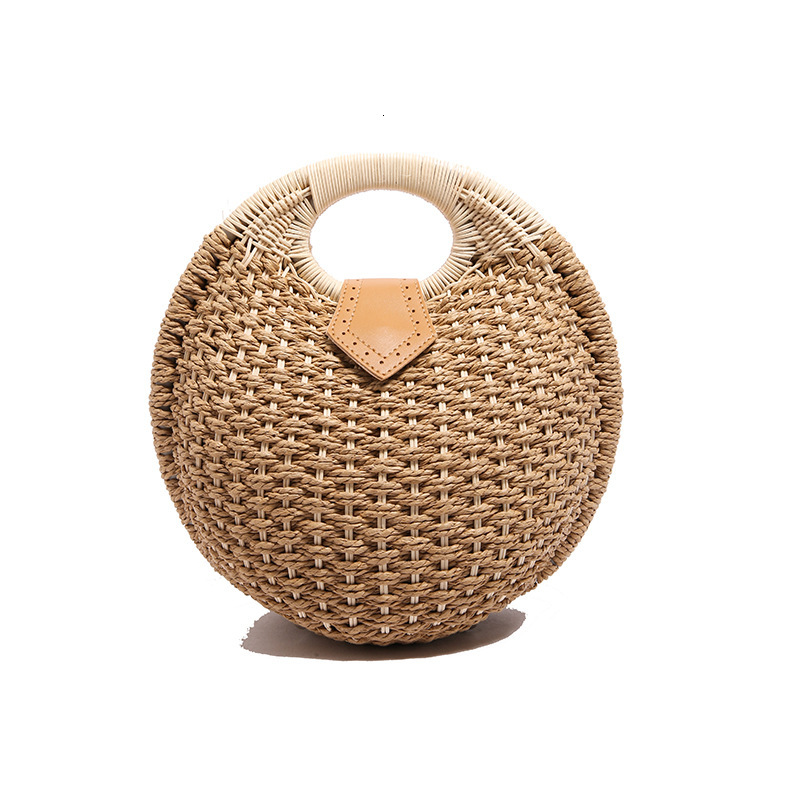Luxury Brand Designer Bag Unique Cute Rattan Handbag For Women 2025 Spring Fashion Casual Straw Beach Bag Simple Shell Bag Trendy