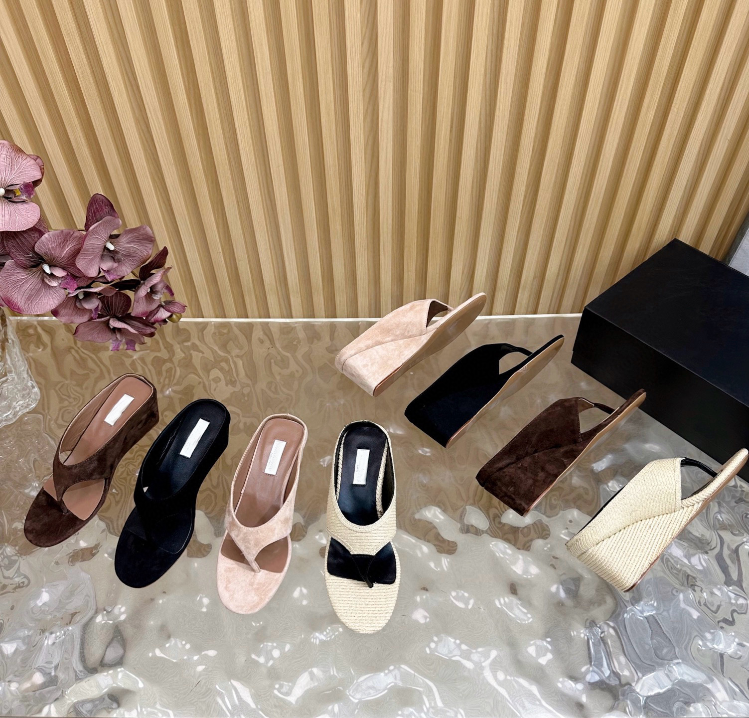 designer Shoes Tong compensees Cube Thong Mules sandal luxury Soft Leather Paper Straw Velvet Satin Wedge Flip Flops slippers Size 35-40