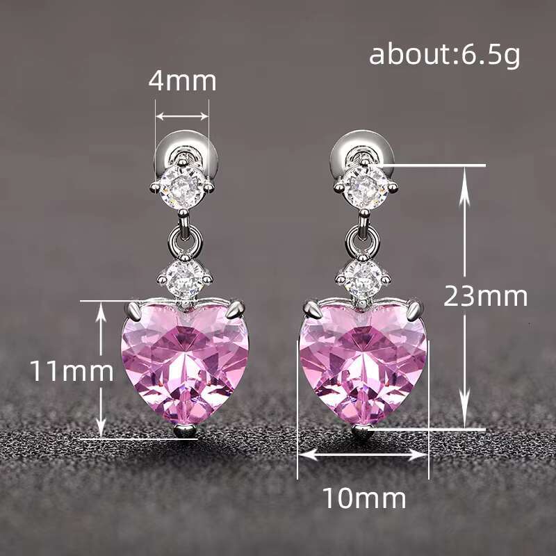 Luxury Sparkling Heart Shaped Crystal Earrings for Fashion Party Sweet Style Silver Plated Pendant Earrings for Women