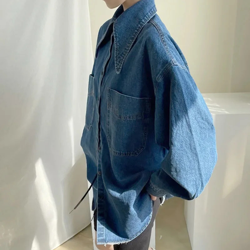 Korean Fashion Blue Denim Shirt Simple AllMatching Pop Pointed Collar Single Breasted Loose Big Pocket Washed Blouse 250704