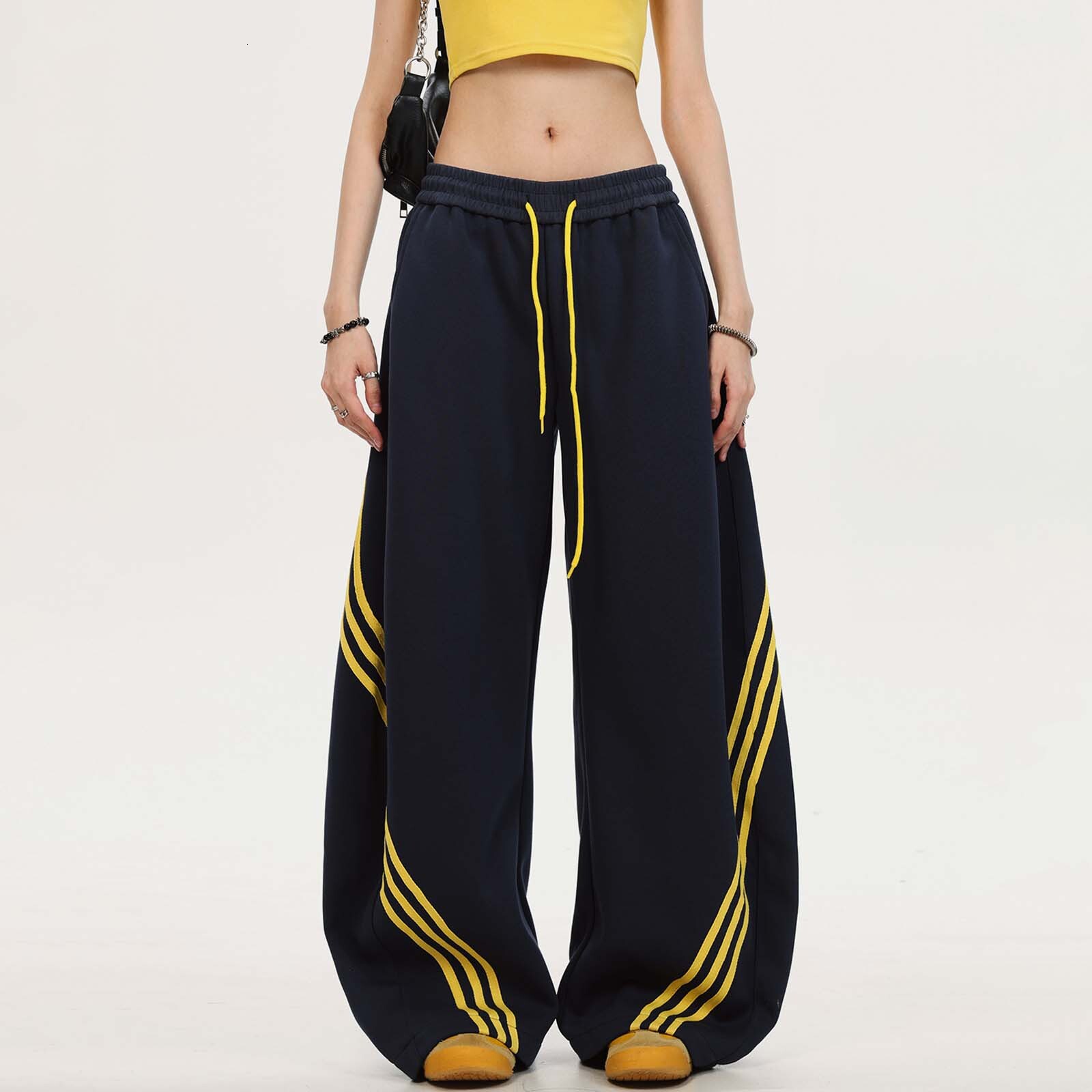 2025 Summer New Women's Pants Retro Style Three Stripe Color blocked Wide Leg Pants Summer Design Loose Sports Pants New Designer Pants