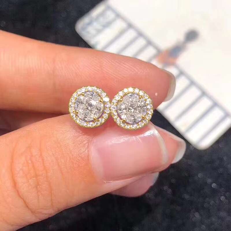 Hot Sale Womens Wedding Earrings for Exquisite Round Imitated Diamond Silver Plated Zircon Stud Earrings Jewelry Women