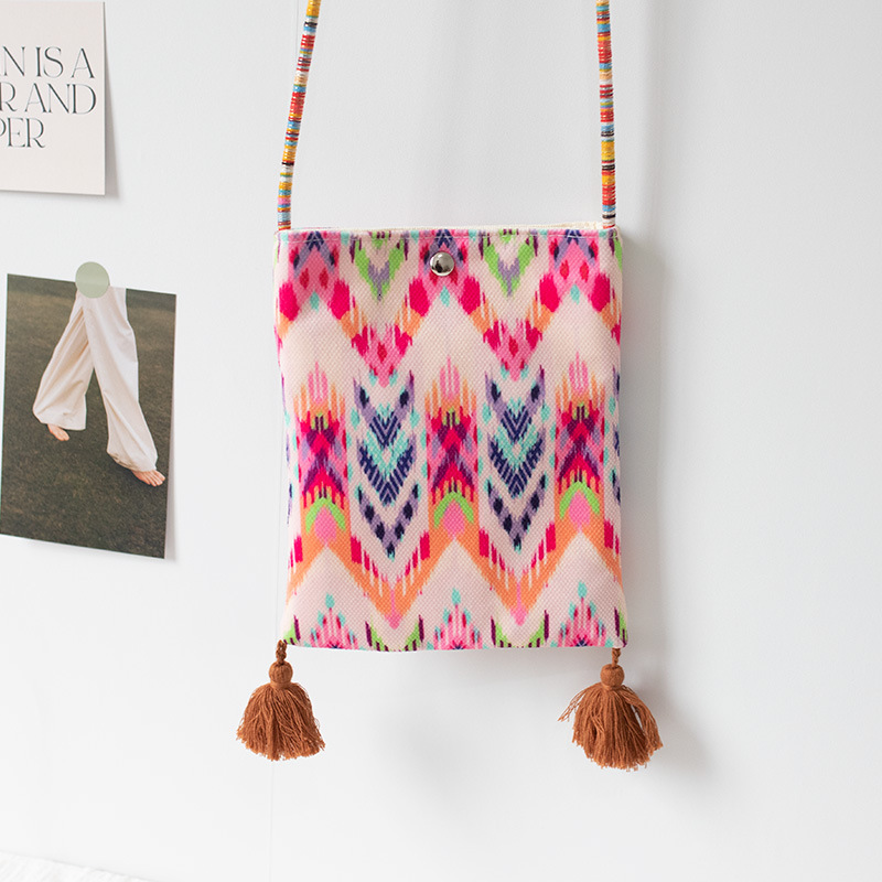 2025 Spring/summer Xinjiang New Ethnic Style Art Ethnic Style Mobile Bag Personalized Handmade Small Square Bag
