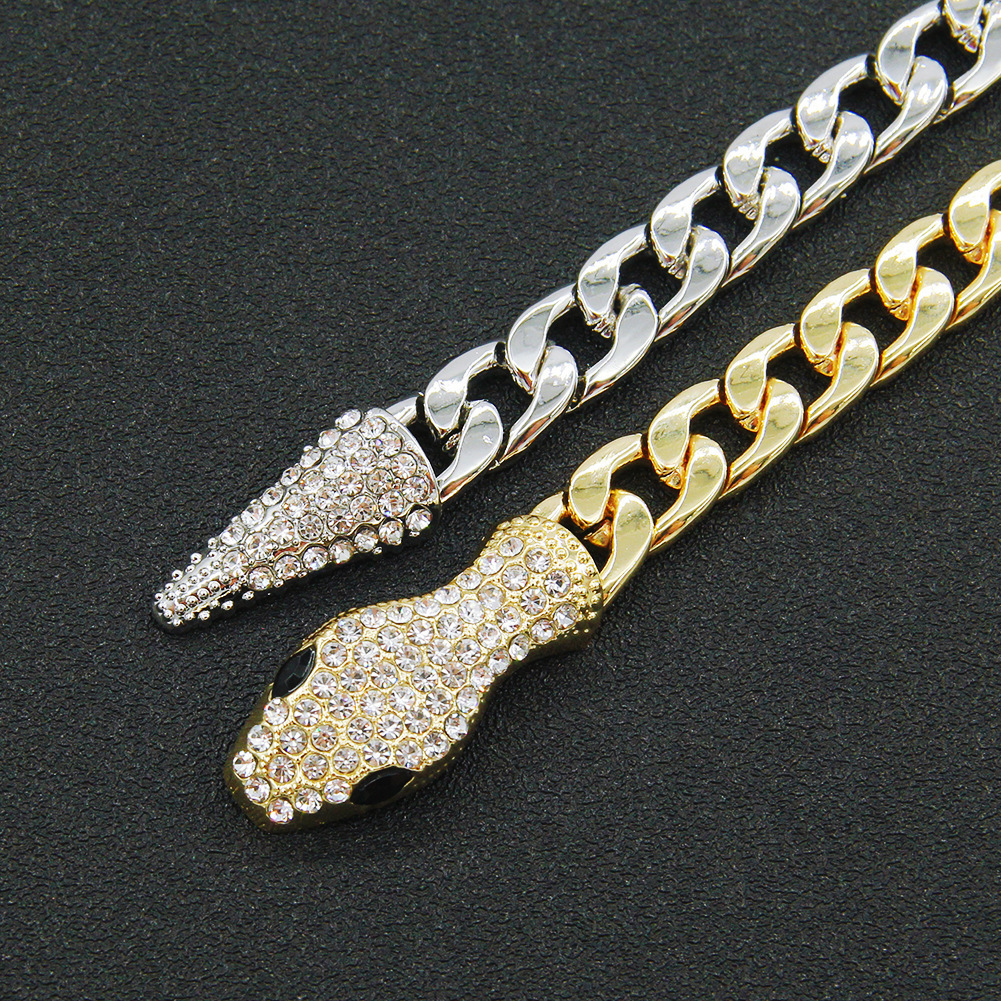 Luxury Jewelry Designer Jewelry European And American INS Style Chain Light Luxury Short Full Diamond Snake Head Magnetic Clasp Necklace Unique Niche