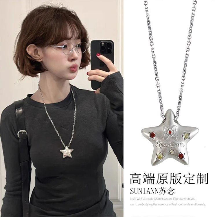 Luxury Jewelry Designer Jewelry Dopamine Zircon Star Pendant Necklace For Women Sweet Cool Minimalist Style Long Sweatshirt Chain Accessory Versatile