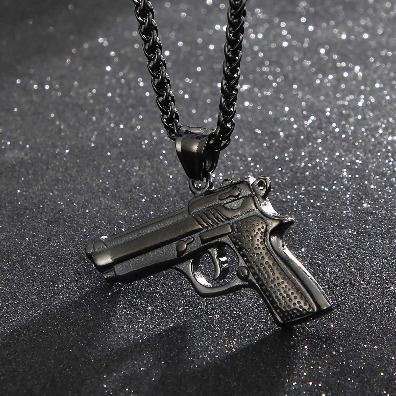 Hao Yi Vintage Stainless Steel Pistol Pendant Necklace Mens Fashion Personality Gun Jewelry Gift W250712