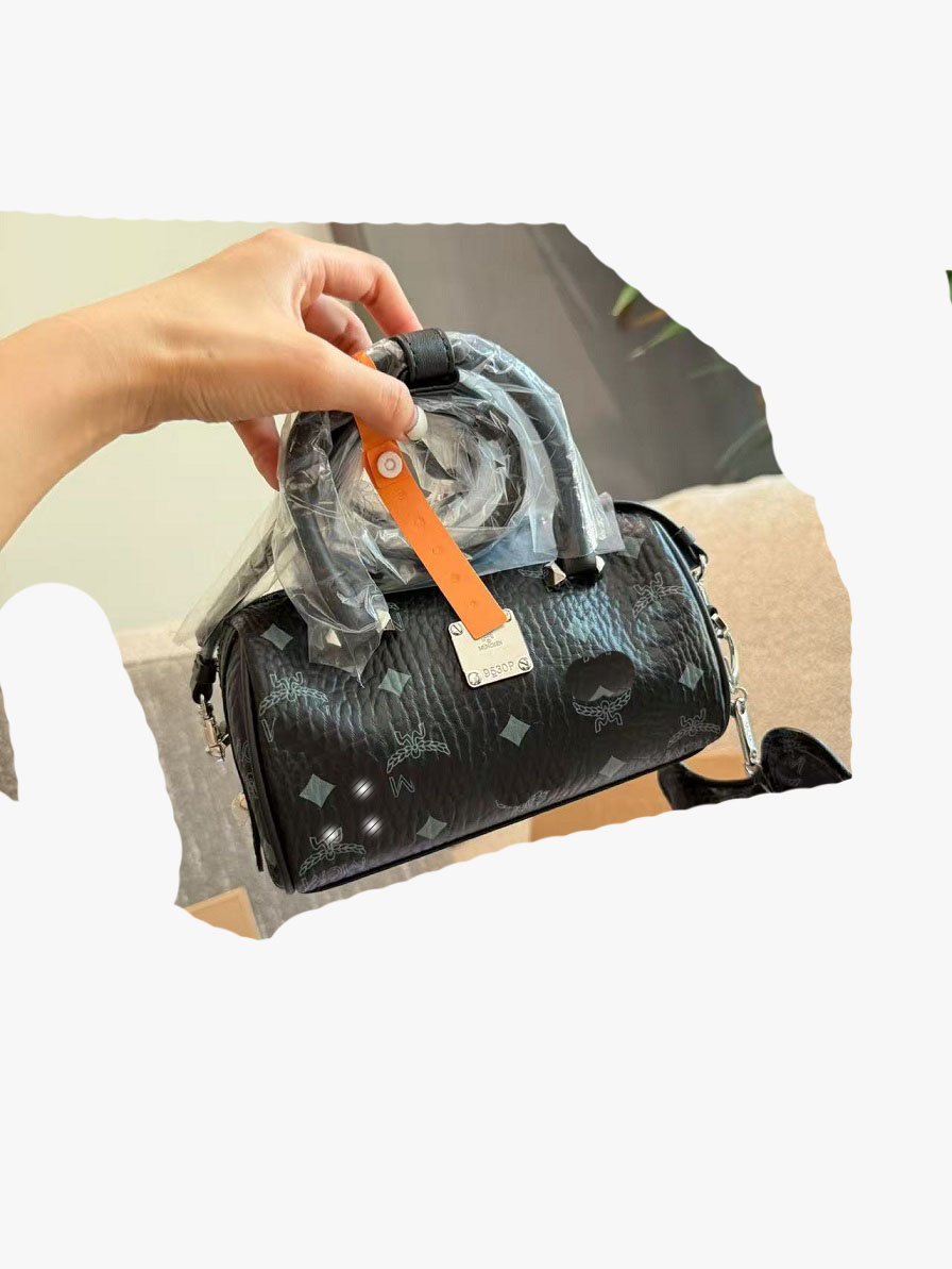 2025 Pillow bag patent leather armpit bag handbag Chic Luxury Designer Handbags Leather Shoulder Cosmetic Bags Crossbody Clutch Bag Collection
