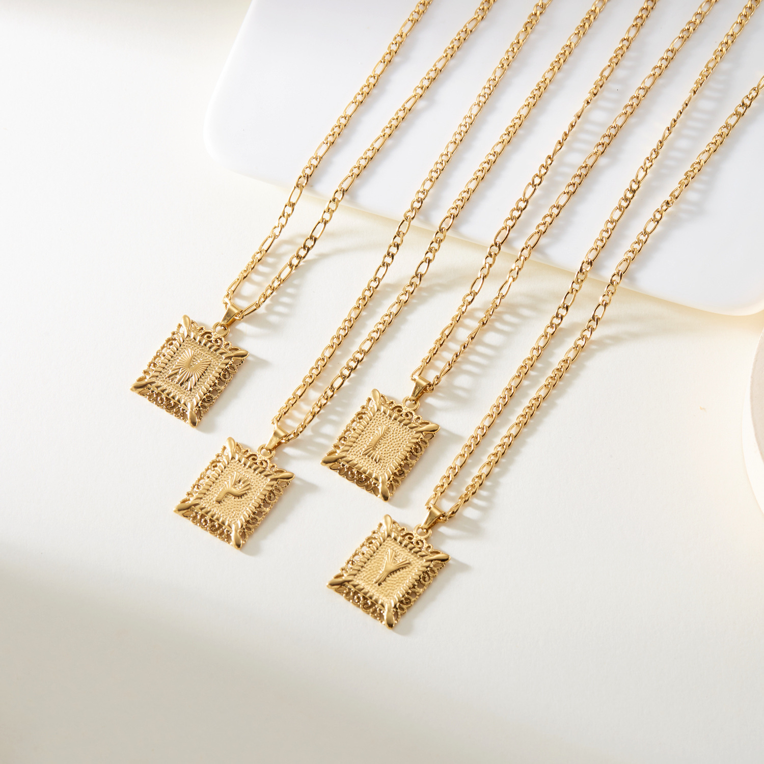 Luxury Jewelry Designer Jewelry Cross-border Fashion New Letter Necklace Creative Versatile Gold 26 Letter Square Stainless Steel NK Chain Necklace Wh