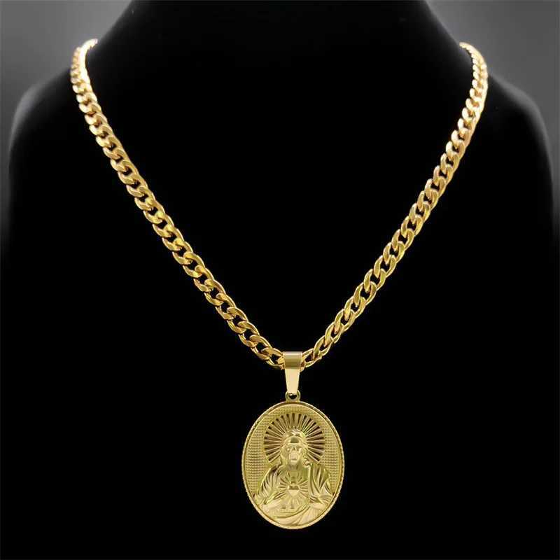 2024 New Stainless Steel Necklace Fashion Circular 3D Relief Pattern Pendant Titanium Steel Match Men and Women W250712