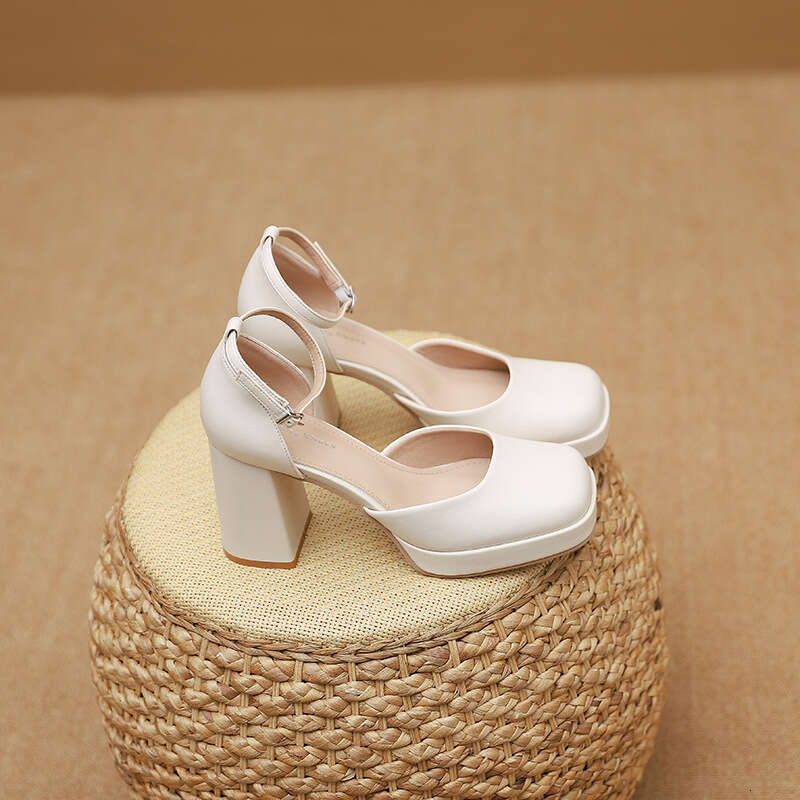 3359-1 Elegant Goddess Style Waterproof Platform Square Toe Hollow High Heels Women New Fashion One Strap Chunky Heel Single Shoes