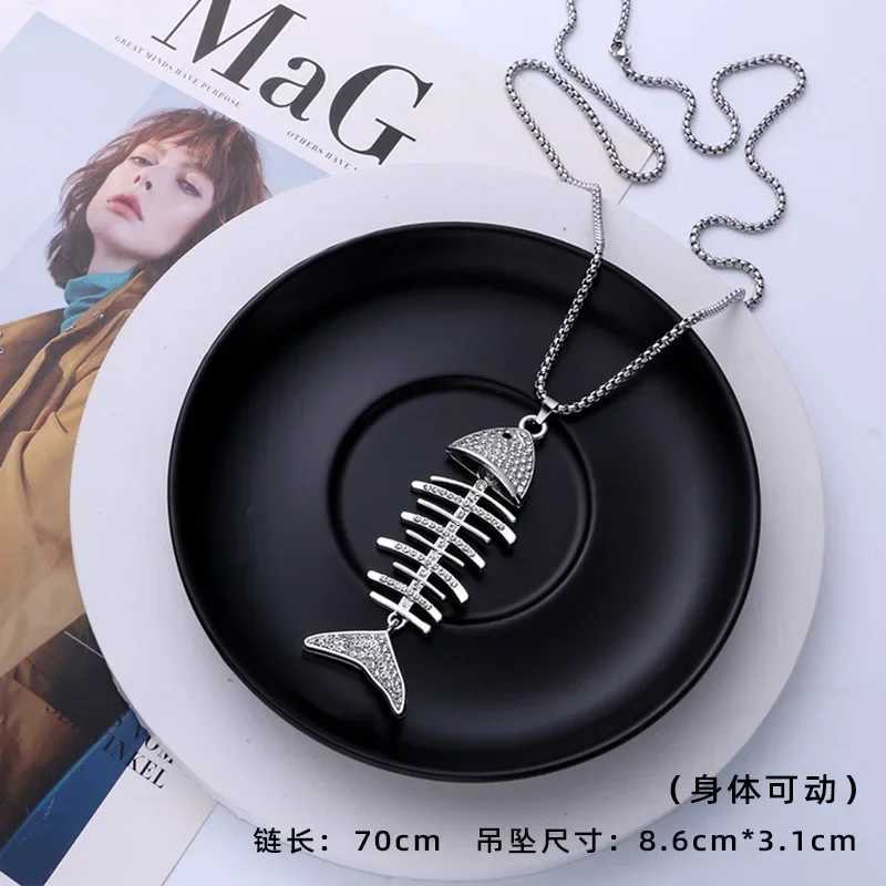 Creative Design Fish-Shaped Fishbone Pendant Necklace Hip Hop Gothic Ghost Pendant Necklace Punk Bohemian Jewelry Gift W250712