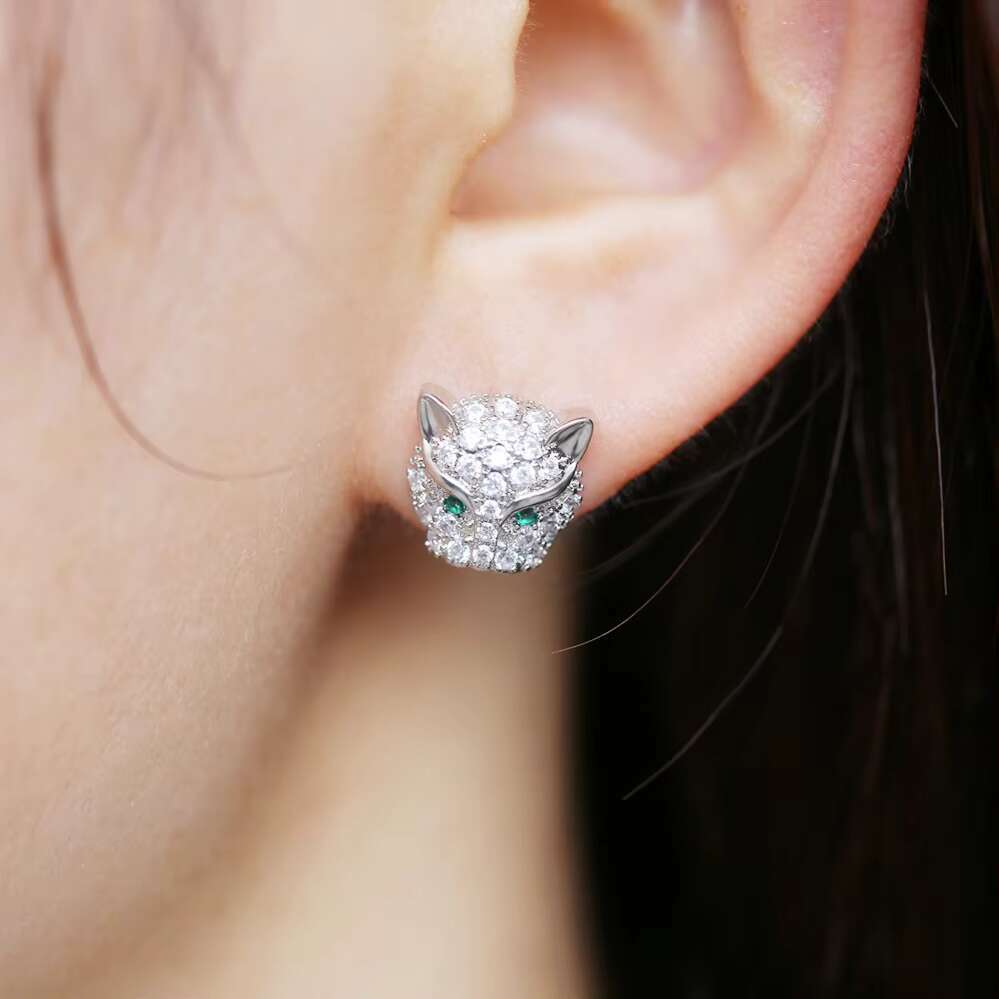 Fashion Non Tarnish Shiny Diamond Cubic Zirconia Leopard Head Stud Earrings for Women As Gift
