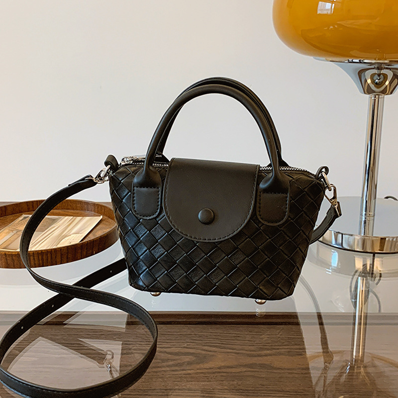 Luxury Brand Designer Bag Early Autumn New Imitation Woven Women's Bag Dumpling Bag High-Quality Texture Handbag Versatile Shoulder Crossbody Bag