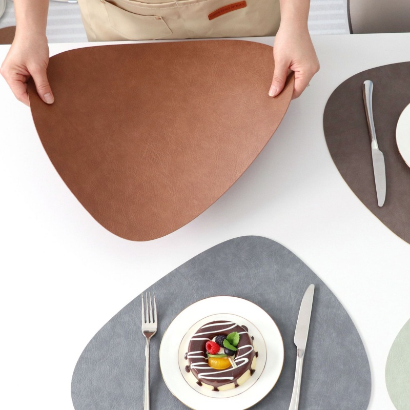 Cowhide pattern double-sided leather placemat household teacup simple square dining table mat western restaurant thermal insulation mat coaster custom