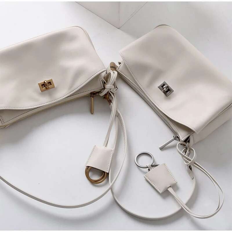 Rodeo Shoulder Cowhide Leather Brand Black Handbags For Women Fashion Gold Sier Buckle Design Underarm Bags