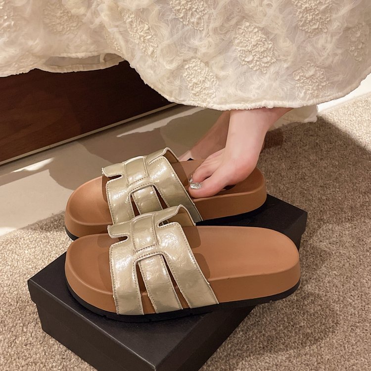 Women's 2025 Summer Soft - soled Thick - soled and Stylish Beach Sandals for Outdoor Wear French - style Round - toed Braided Slide Sandals for W