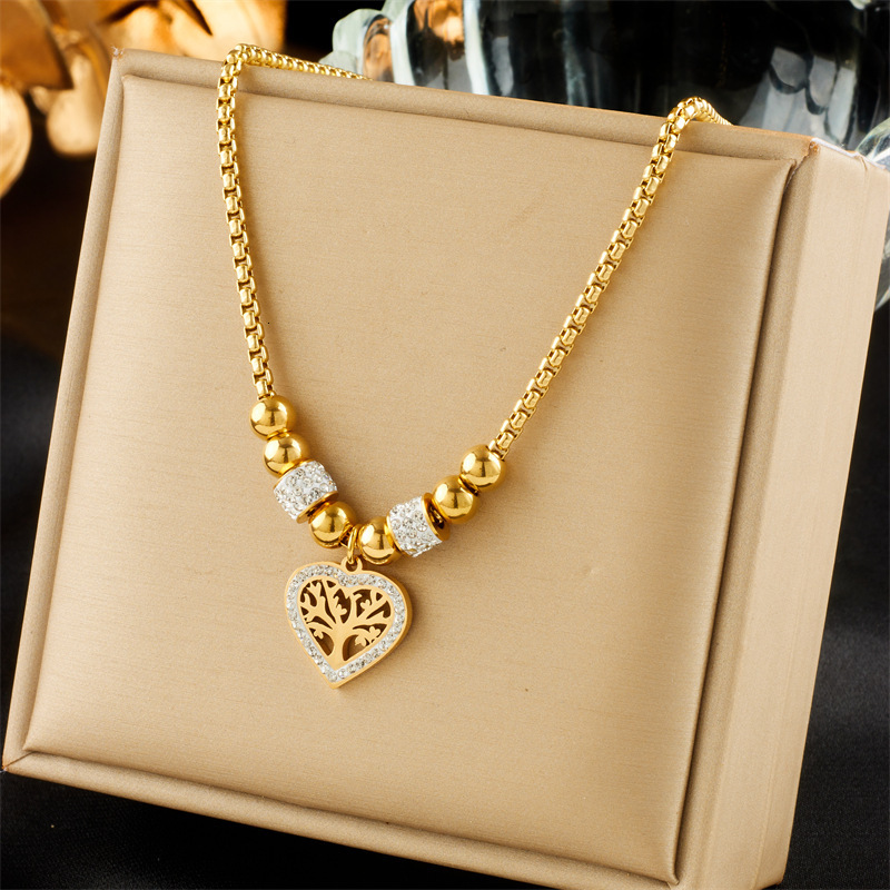 Luxury Jewelry Designer Jewelry European And American Fashion Heart Pendant Tree Of Life Titanium Steel Necklace Mud Diamond Niche Design Beaded Neckl