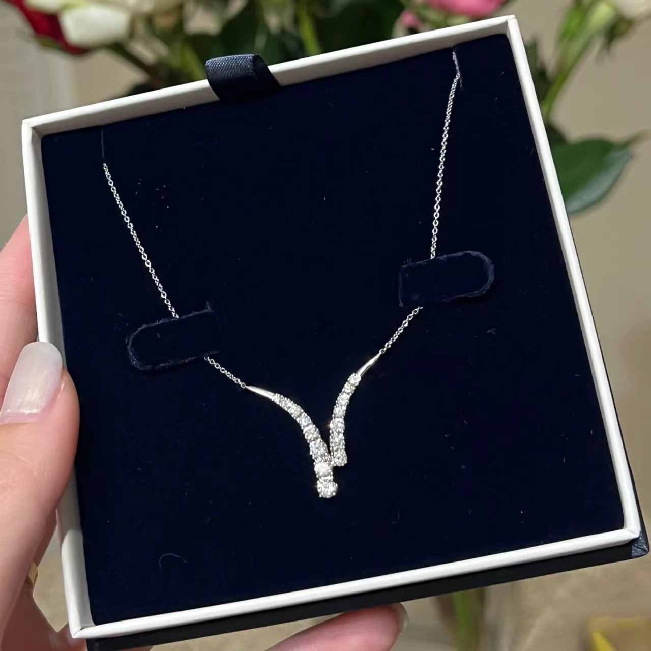 Simple Fashion Jewelry Letter Pendant 925 Sterling Silver PaveRound Cut White Sapphire CZ Diamond Party Lady Women Wedding Clavicle Necklace Gift