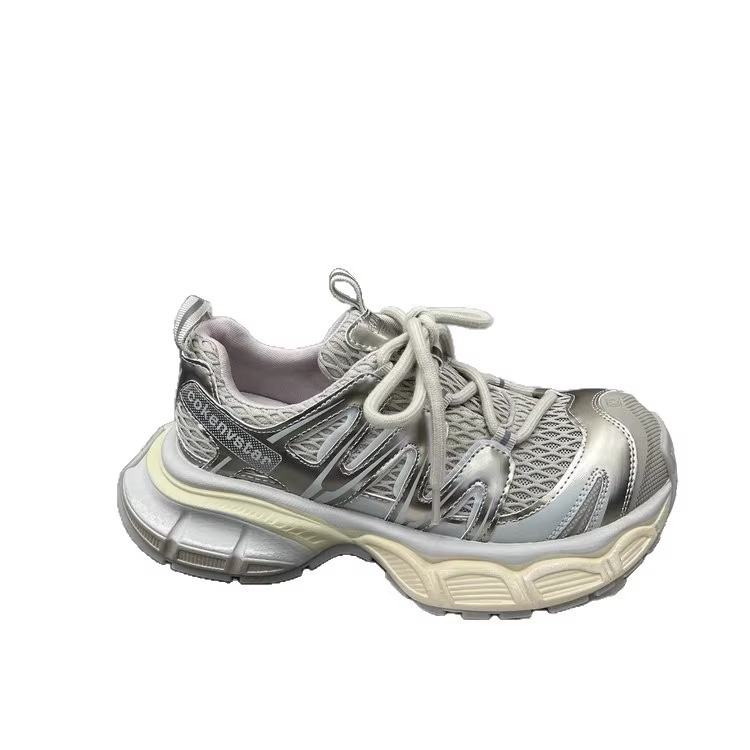 Mesh breathable dad shoes new styles for spring and summer big - head thick - sole lightweight running sports shoes for women
