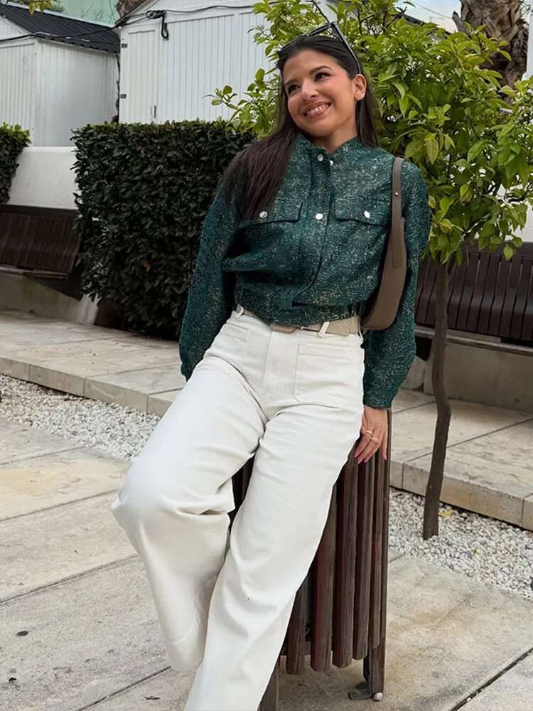 Autumn Retro Green Bomber Jacket For Women 2025 New Long Sleeve Pockets Zipper Short Coats Female Elegant Street Chic Outerwear