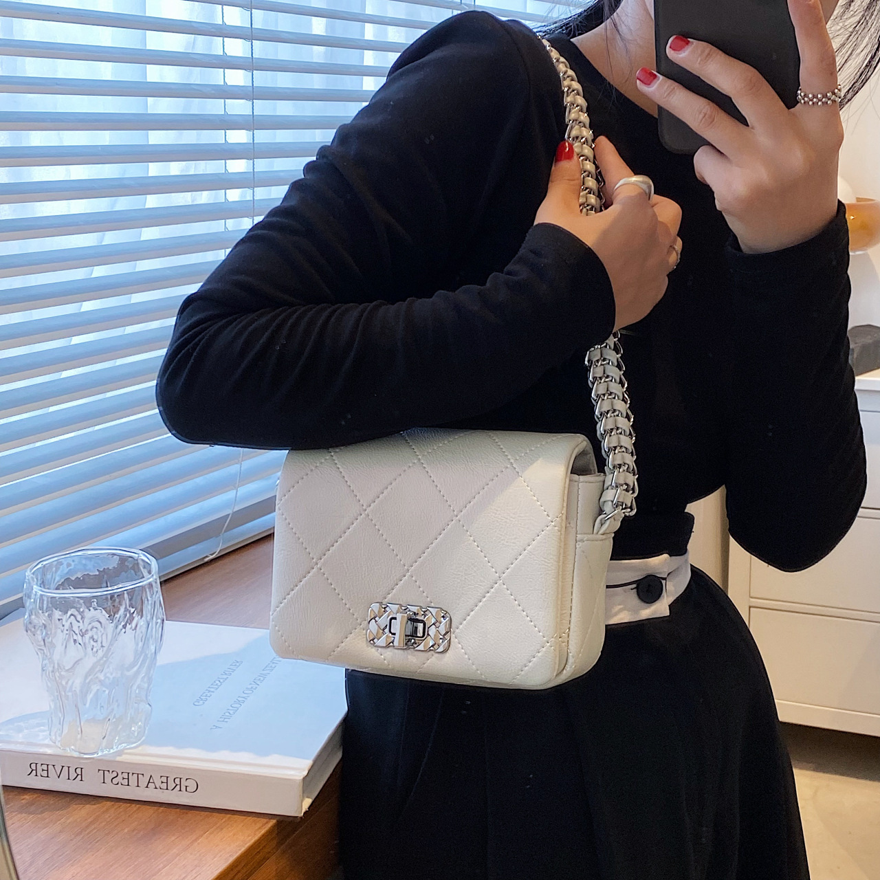 Free Shipping Designer Bag Trendy Bags For Women 2025 New Niche Silver Luxury Bag Underarm Bag High-quality Texture Single Shoulder Crossbody Bag Quil